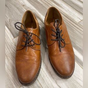 Freeman brand boys dress shoes, oxford style